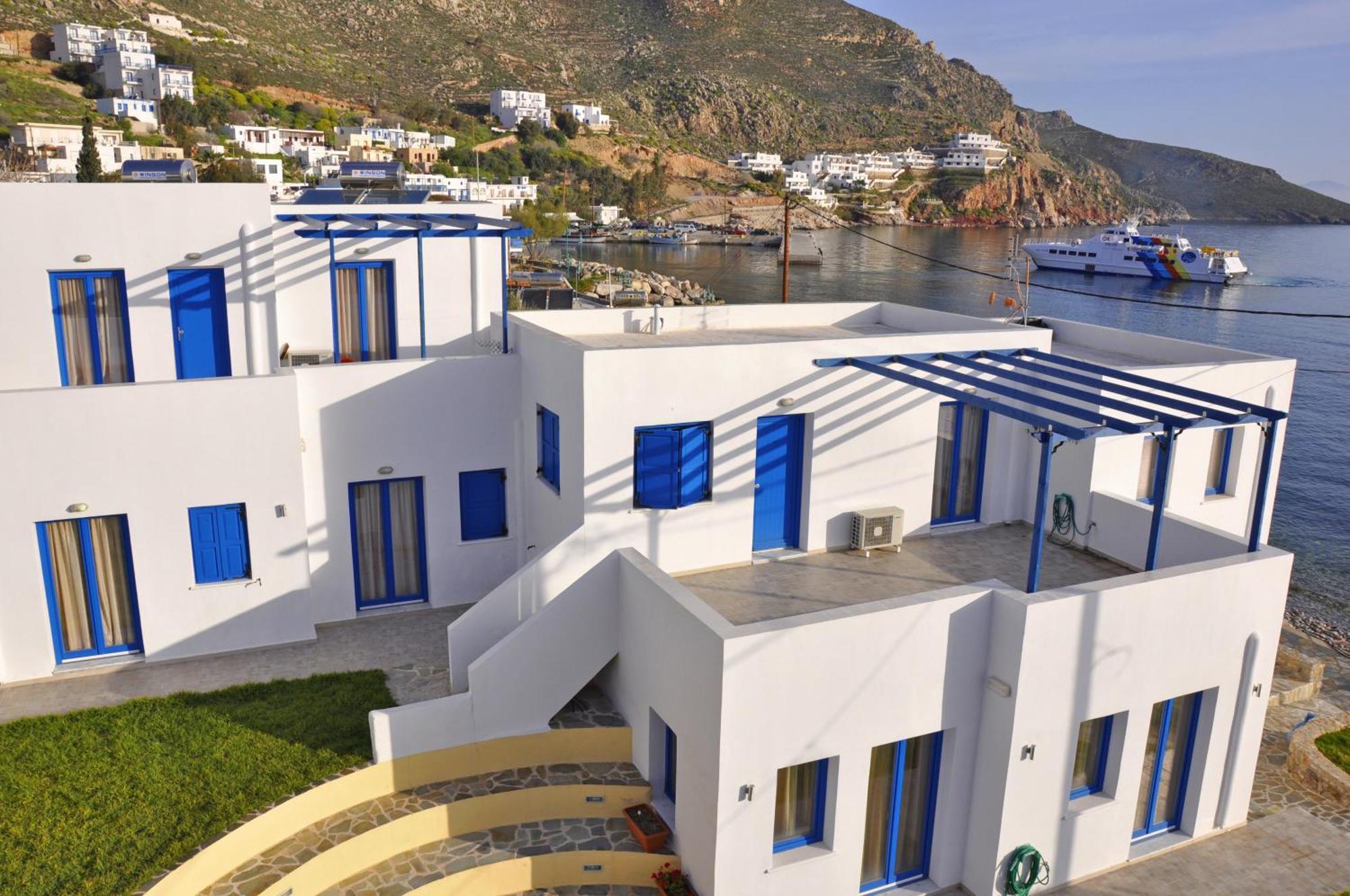 Ellibay Aparthotel Livadia  Ngoại thất bức ảnh