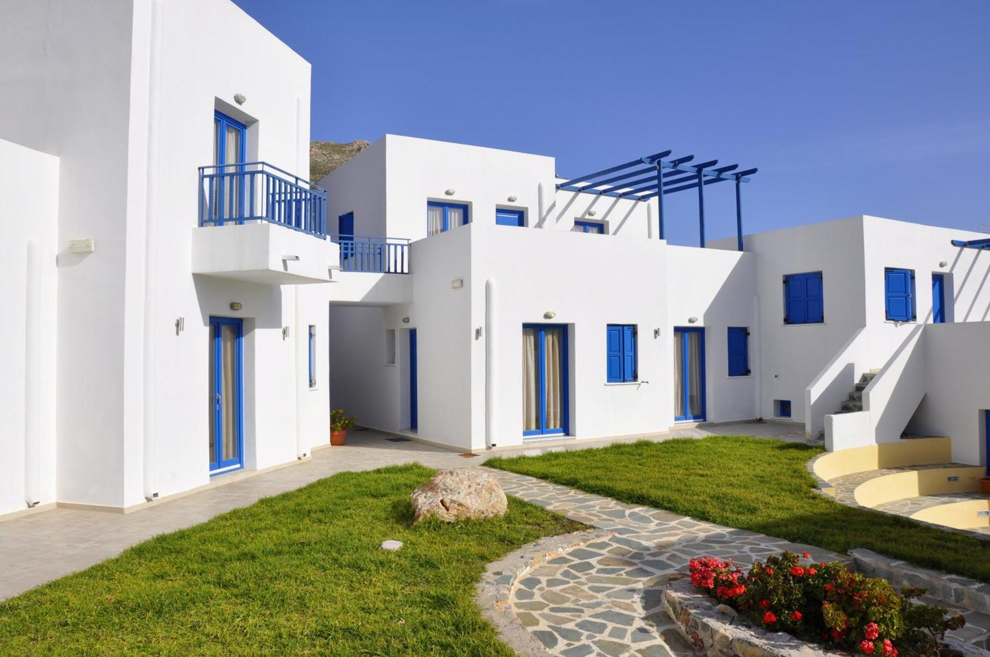 Ellibay Aparthotel Livadia  Ngoại thất bức ảnh