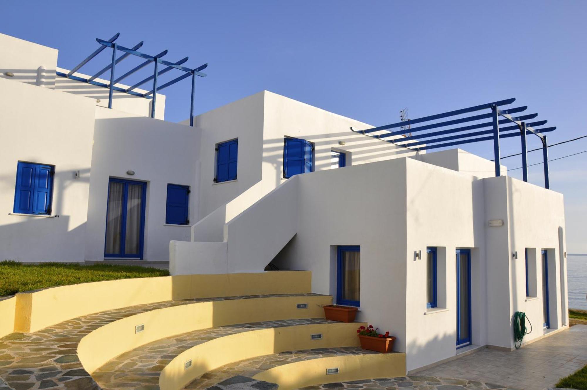 Ellibay Aparthotel Livadia  Ngoại thất bức ảnh