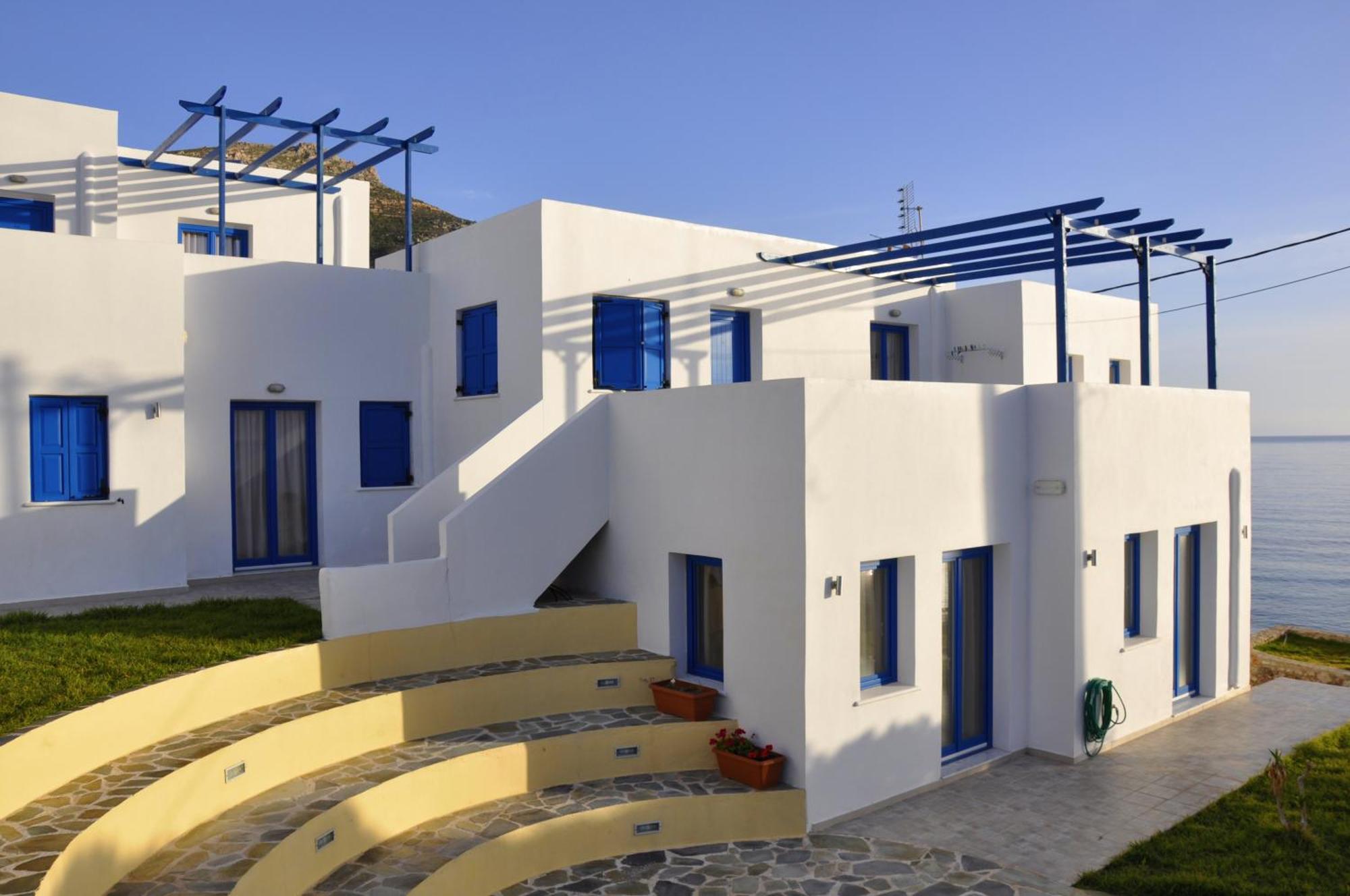 Ellibay Aparthotel Livadia  Ngoại thất bức ảnh