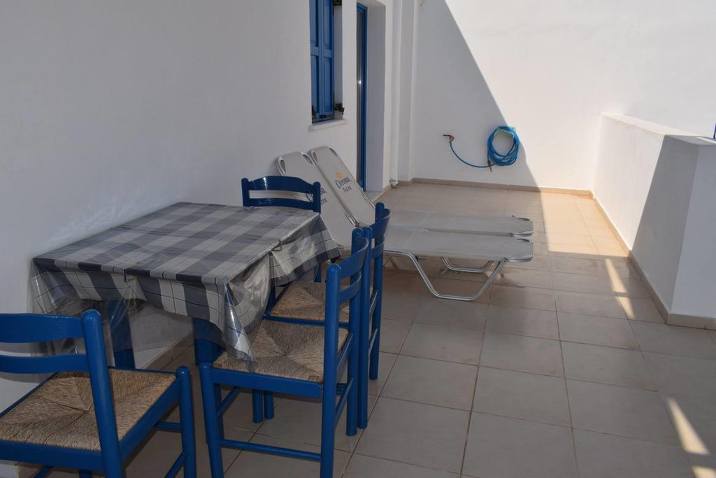 Ellibay Aparthotel Livadia  Ngoại thất bức ảnh